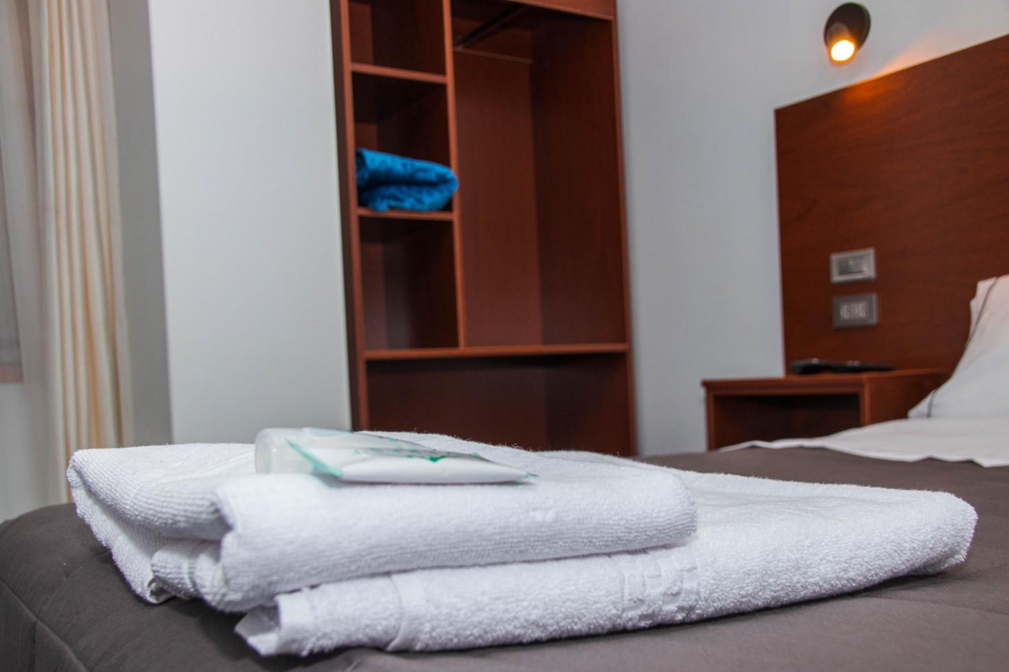 חוארז Hotel Turistico Everest מראה חיצוני תמונה